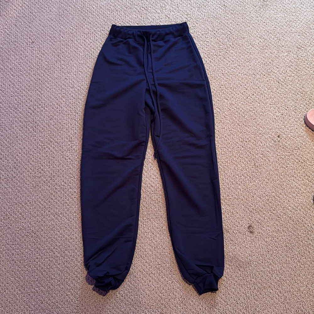 pretty little thing joggers